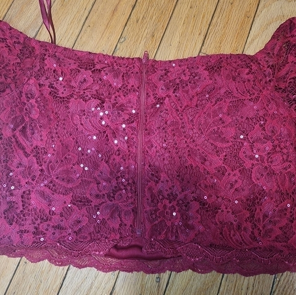MY Michelle Red Lace Sequin Crop Top 13 - Picture 10 of 13